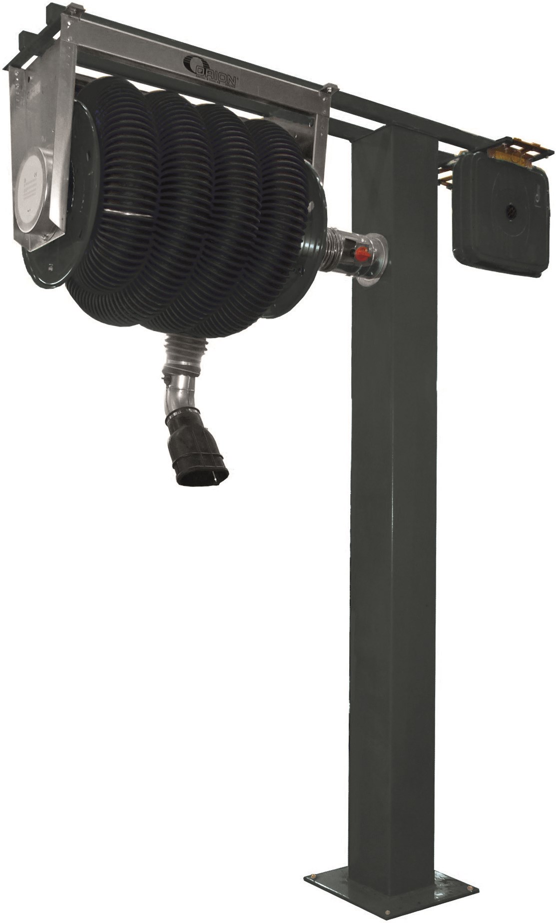 Service tower with hose reel mounting rack for 5 hose reels