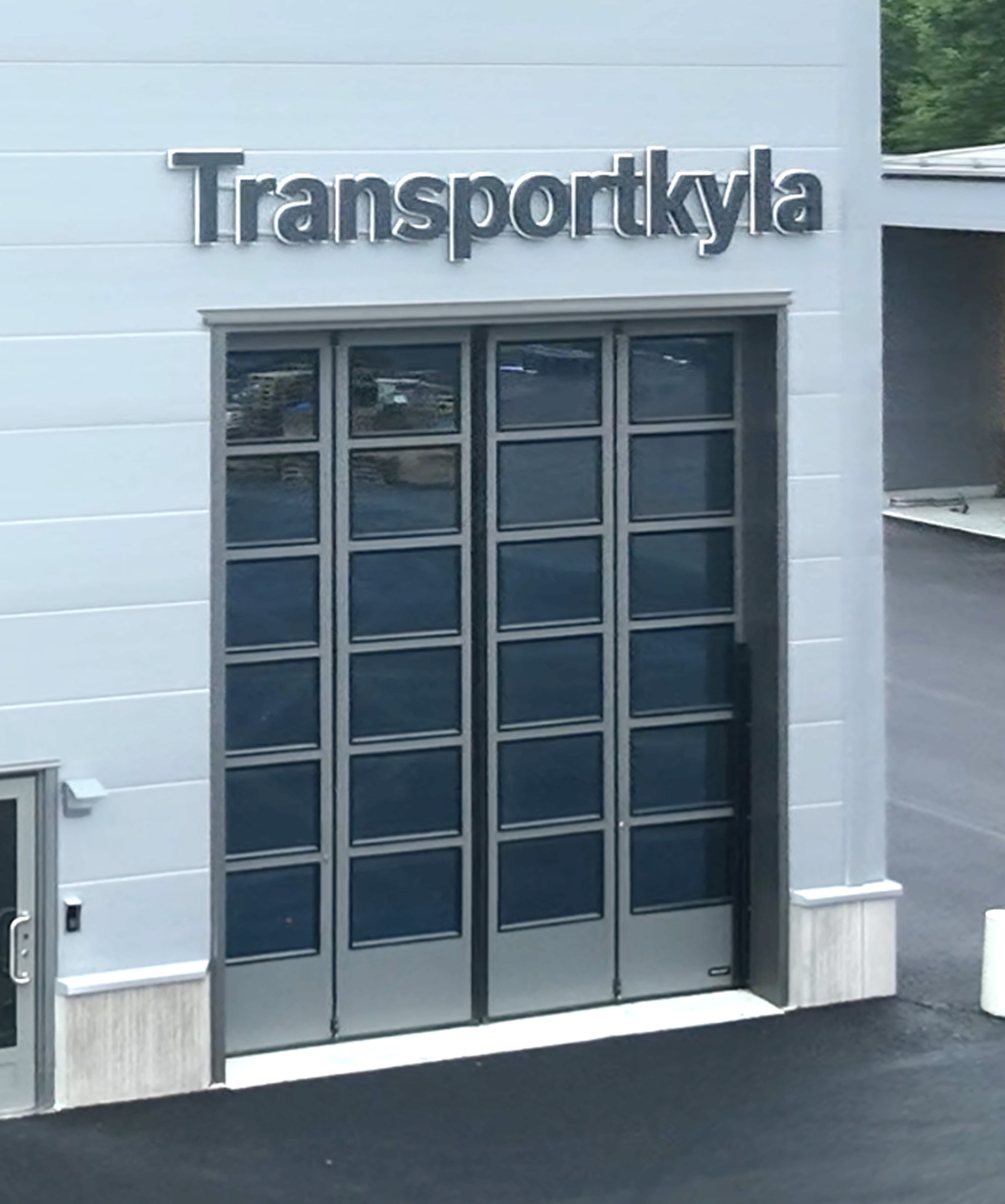 Dedikerad verkstadsdel f&ouml;r service av kylbilar.